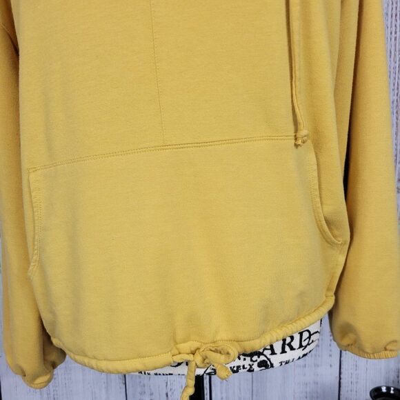 NWOT Maurices Yellow Medium Butter Soft Casual Relaxed Hooded Boho Chic Blouse - Picture 3 of 10